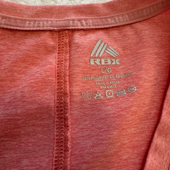 Women’s Bundle of 3 Tees. Two brand new. One super shape. - Picture 3 of 4